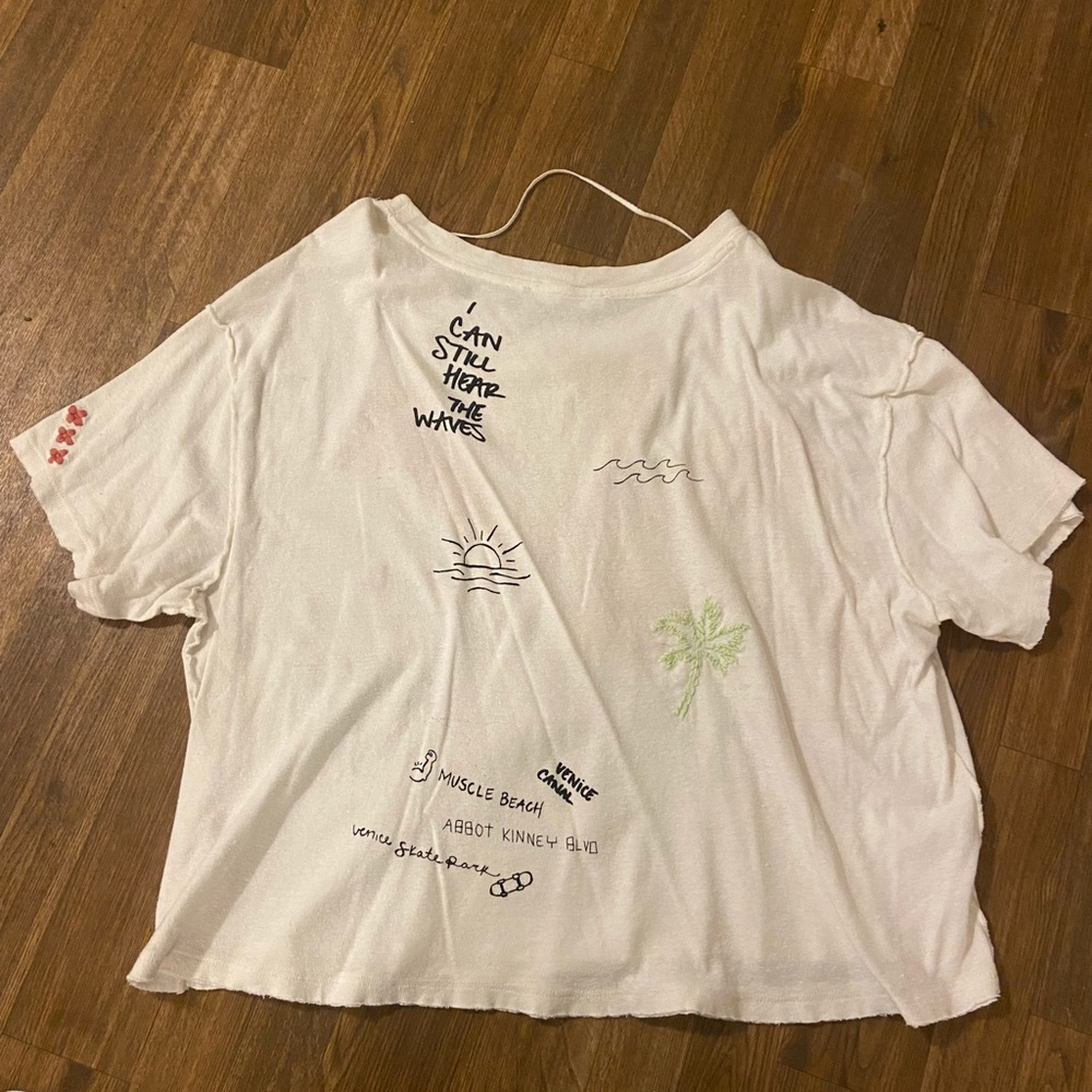 Free people graphic tee size Medium - Picture 3 of 3
